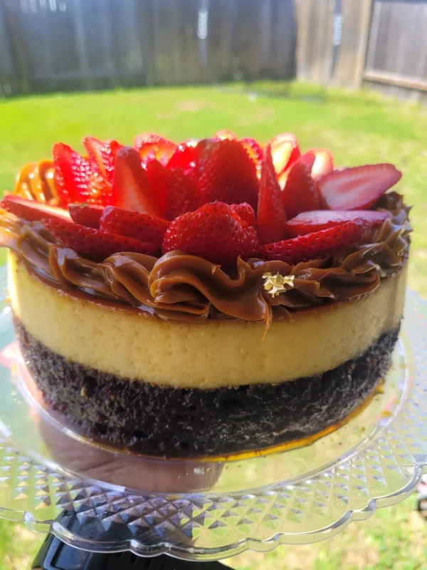 Chocoflan of strawberry